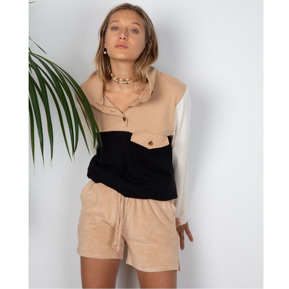 Donni Color Block Long Sleeve Top Neutral Beige Black Collared Pocket Size Small